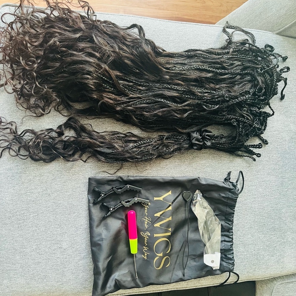 Yg wigs crochet boho braids 
26 inch 
Black